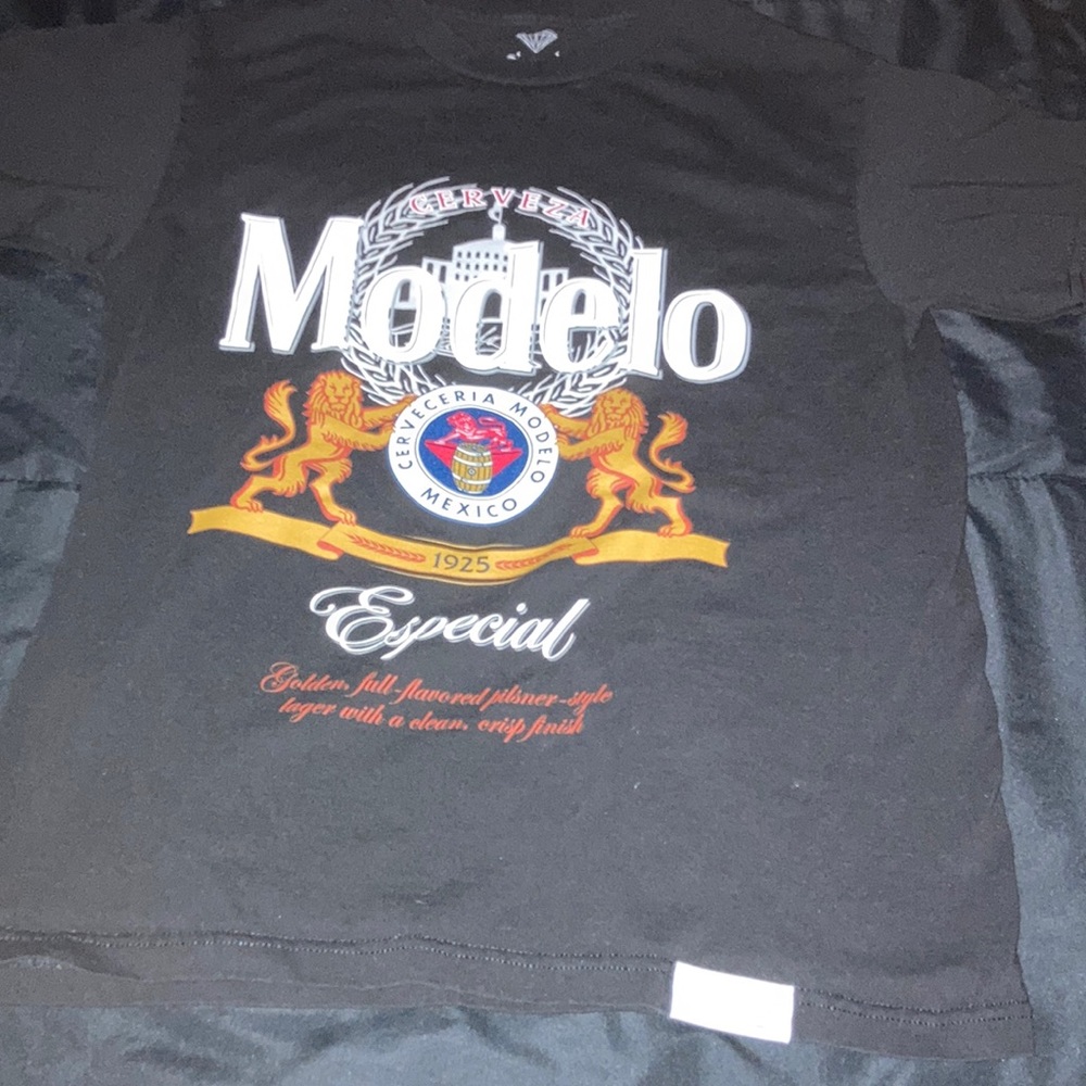 modelo shirt